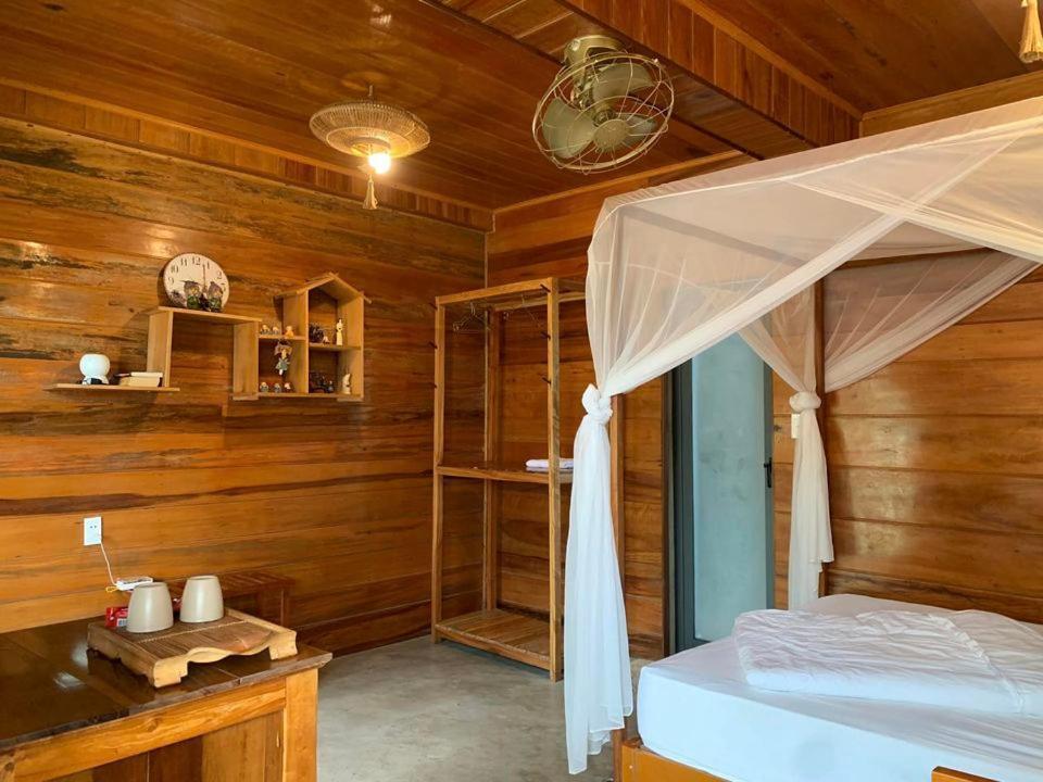 Jungle Boss Travel Lodge Phong Nha Exterior foto