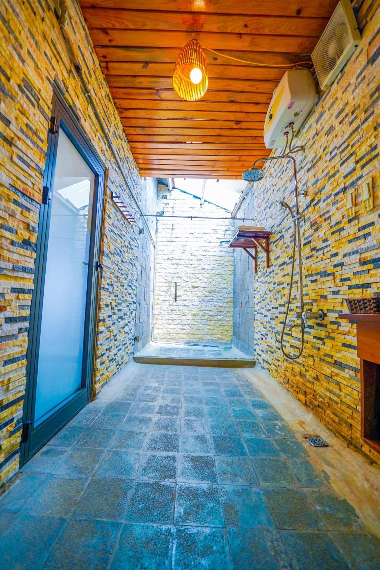 Jungle Boss Travel Lodge Phong Nha Exterior foto